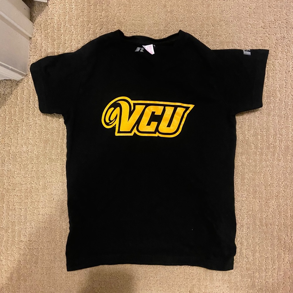 VCU Vneck